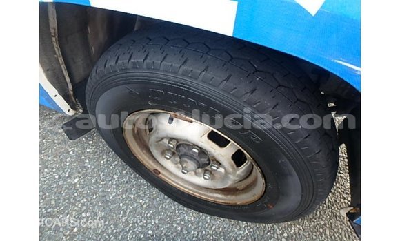 Buy Import Nissan Caravan White Car in Import - Dubai in Anse-la-Raye Buy Import Nissan Caravan White Car in Import - Dubai in Anse-la-Raye