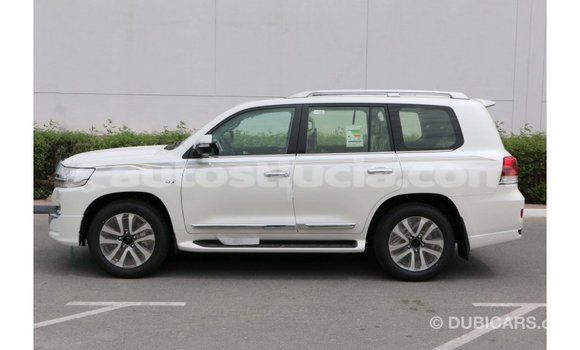 Buy Import Toyota Land Cruiser White Car in Import - Dubai in Anse-la-Raye Buy Import Toyota Land Cruiser White Car in Import - Dubai in Anse-la-Raye