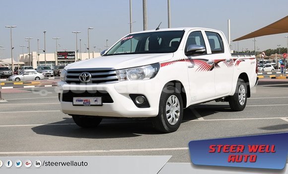 Buy Import Toyota Hilux White Car in Import - Dubai in Anse-la-Raye Buy Import Toyota Hilux White Car in Import - Dubai in Anse-la-Raye