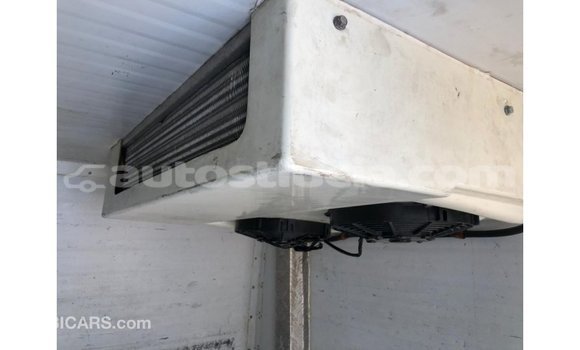 Buy Import Toyota Hiace White Car in Import - Dubai in Anse-la-Raye Buy Import Toyota Hiace White Car in Import - Dubai in Anse-la-Raye