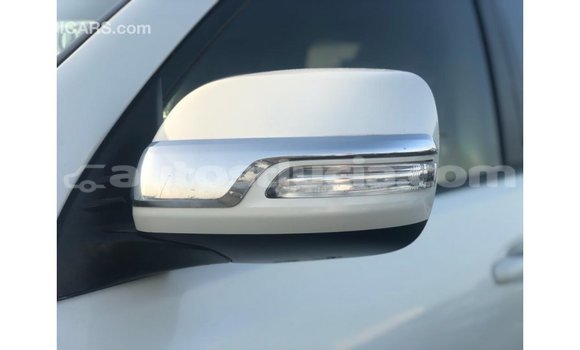 Buy Import Toyota Prado White Car in Import - Dubai in Anse-la-Raye Buy Import Toyota Prado White Car in Import - Dubai in Anse-la-Raye