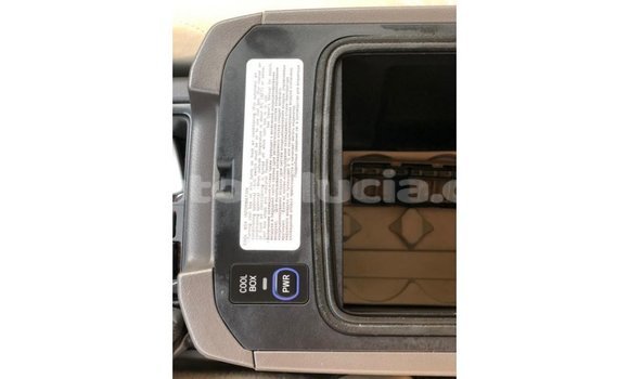 Buy Import Toyota Prado White Car in Import - Dubai in Anse-la-Raye Buy Import Toyota Prado White Car in Import - Dubai in Anse-la-Raye