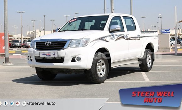 Buy Import Toyota Hilux White Car in Import - Dubai in Anse-la-Raye Buy Import Toyota Hilux White Car in Import - Dubai in Anse-la-Raye
