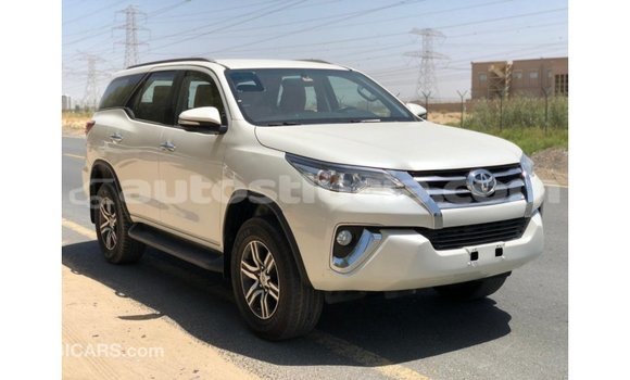Buy Import Toyota Fortuner White Car in Import - Dubai in Anse-la-Raye Buy Import Toyota Fortuner White Car in Import - Dubai in Anse-la-Raye