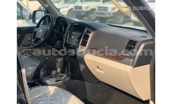 Buy Import Mitsubishi Pajero Black Car in Import - Dubai in Anse-la-Raye Buy Import Mitsubishi Pajero Black Car in Import - Dubai in Anse-la-Raye