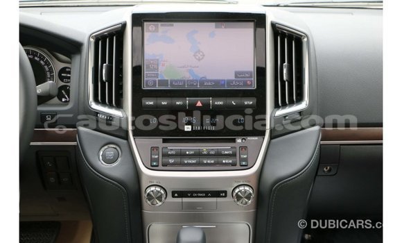 Buy Import Toyota Land Cruiser White Car in Import - Dubai in Anse-la-Raye Buy Import Toyota Land Cruiser White Car in Import - Dubai in Anse-la-Raye