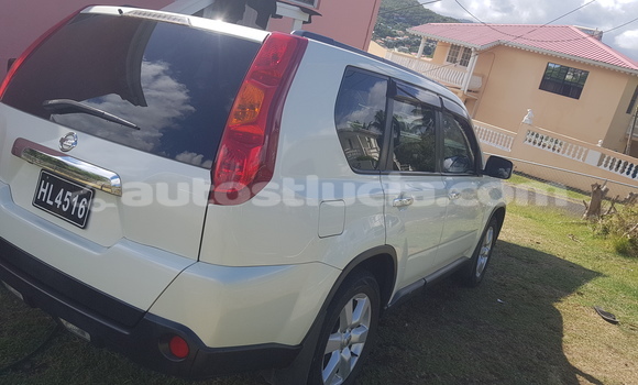 Acheter Occasion Voiture Nissan X–Trail Blanc à Castries, Castries