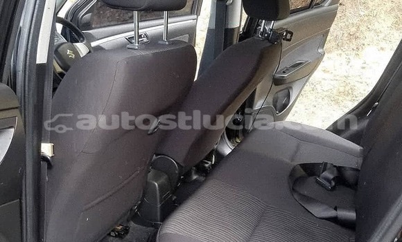 Buy Used Nissan Note Silver Car in Castries in Castries Buy Used Nissan Note Silver Car in Castries in Castries