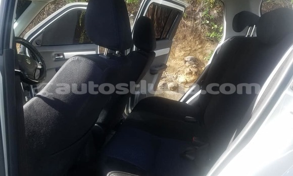 Buy Used Suzuki Swift White Car in Castries in Castries Buy Used Suzuki Swift White Car in Castries in Castries