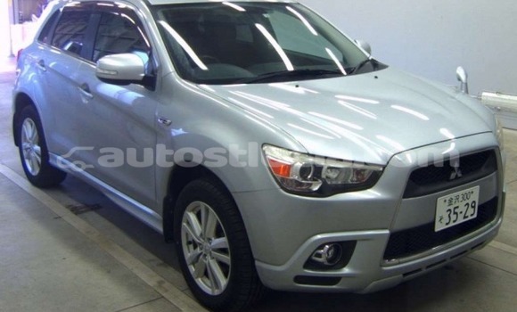 Buy Import Mitsubishi RVR Silver Car in Import - Dubai in Anse-la-Raye