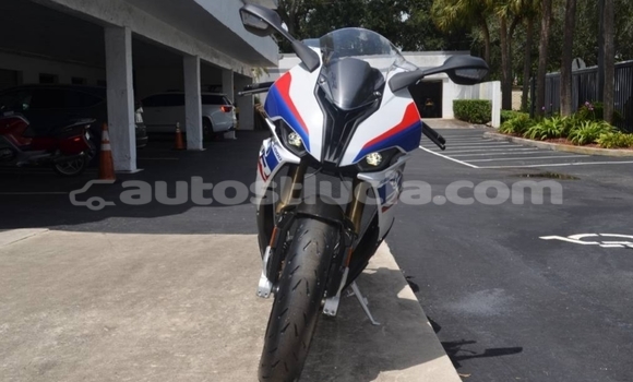 Buy New BMW S 1000 Black Bike in Canaries in Canaries Buy New BMW S 1000 Black Bike in Canaries in Canaries