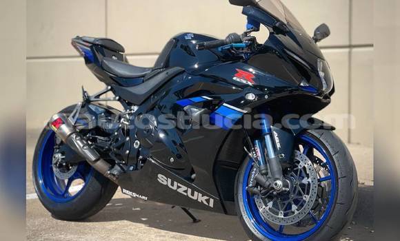 Acheter Occasion Moto Aermacchi Ala D\Oro Bleu à Choc, Castries Acheter Occasion Moto Aermacchi Ala D\Oro Bleu à Choc, Castries