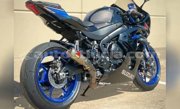 Acheter Occasion Moto Aermacchi Ala D\Oro Bleu à Choc, Castries Acheter Occasion Moto Aermacchi Ala D\Oro Bleu à Choc, Castries