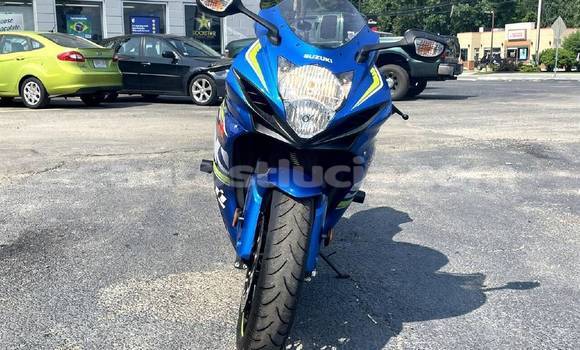 Acheter Occasion Moto Ajp Galp Bleu à Castries, Castries Acheter Occasion Moto Ajp Galp Bleu à Castries, Castries
