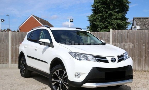 Buy Import Toyota RAV4 White Car in Castries in Castries