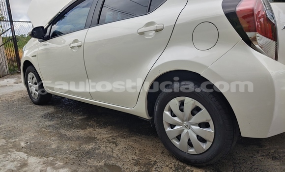 Buy Used Toyota Prius c White Car in Micoud in Micoud Buy Used Toyota Prius c White Car in Micoud in Micoud