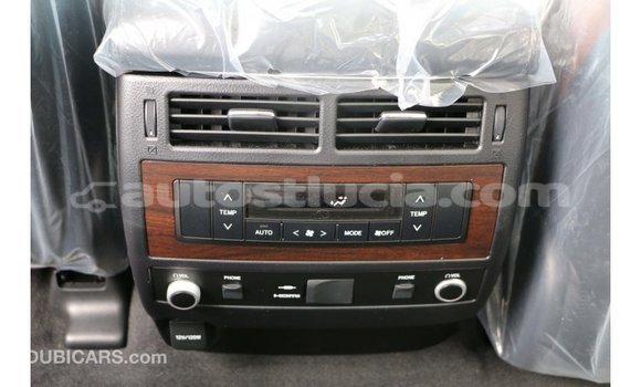 Buy Import Toyota Land Cruiser White Car in Import - Dubai in Anse-la-Raye Buy Import Toyota Land Cruiser White Car in Import - Dubai in Anse-la-Raye