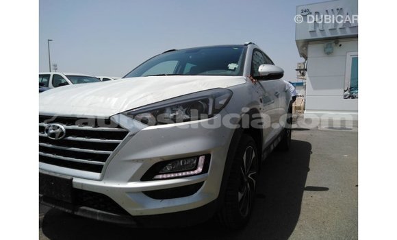 Acheter Import Voiture Hyundai Tucson Autre à Import - Dubai, Anse-la-Raye Acheter Import Voiture Hyundai Tucson Autre à Import - Dubai, Anse-la-Raye