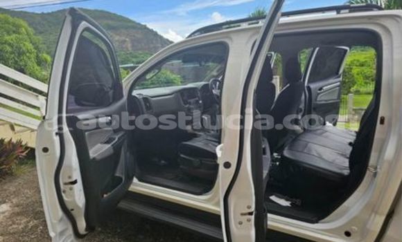 Buy Used Chery CrossEastar (B14) White Car in Choc in Castries Buy Used Chery CrossEastar (B14) White Car in Choc in Castries