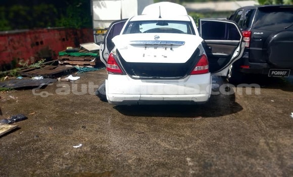 Buy Used Nissan Tiida Other Car in Anse-la-Raye in Anse-la-Raye