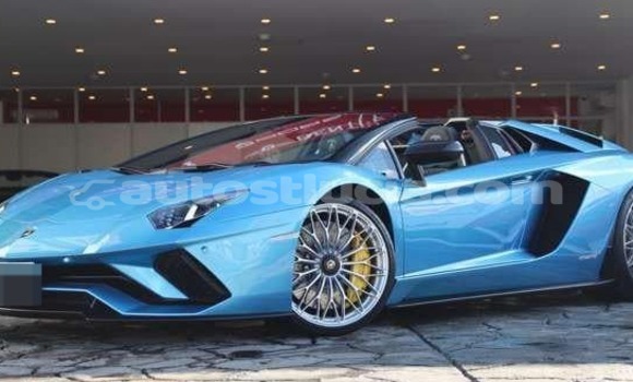 Buy Used Lamborghini Aventador Blue Car in Castries in Castries Buy Used Lamborghini Aventador Blue Car in Castries in Castries