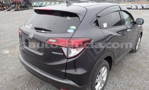 Acheter Occasion Voiture Honda Vezel Noir à Choc, Castries Acheter Occasion Voiture Honda Vezel Noir à Choc, Castries