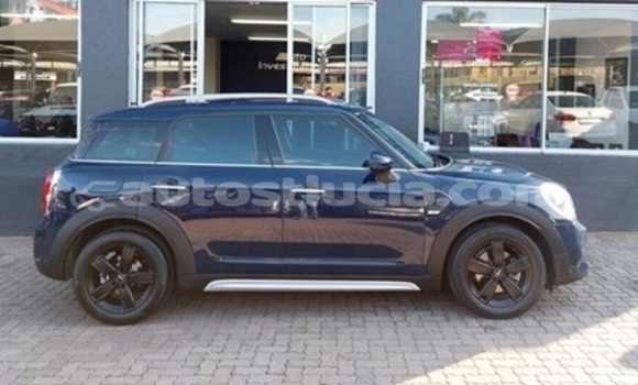 Buy Used Mini Countryman Blue Car in Castries in Castries Buy Used Mini Countryman Blue Car in Castries in Castries