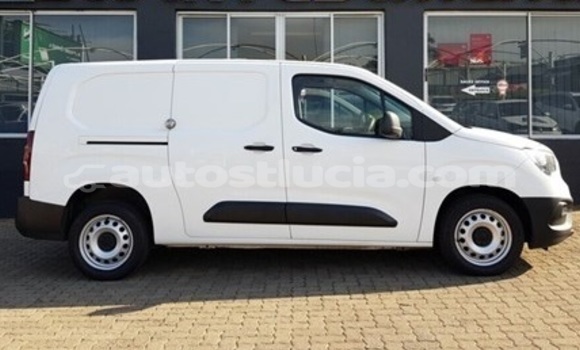 Buy Used Opel Combo White Car in Castries in Castries Buy Used Opel Combo White Car in Castries in Castries