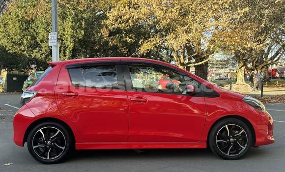 Acheter Occasion Voiture Toyota Vitz Rouge à Castries, Castries Acheter Occasion Voiture Toyota Vitz Rouge à Castries, Castries