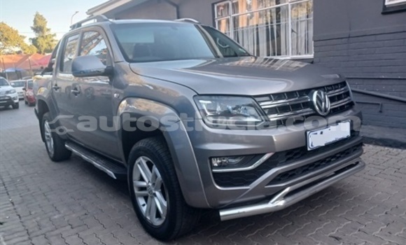 Buy Used Volkswagen Amarok Blue Car in Castries in Castries Buy Used Volkswagen Amarok Blue Car in Castries in Castries