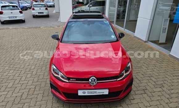 Acheter Occasion Voiture Volkswagen Golf GTI Rouge à Castries, Castries Acheter Occasion Voiture Volkswagen Golf GTI Rouge à Castries, Castries