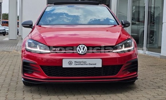 Acheter Occasion Voiture Volkswagen Golf GTI Rouge à Castries, Castries Acheter Occasion Voiture Volkswagen Golf GTI Rouge à Castries, Castries