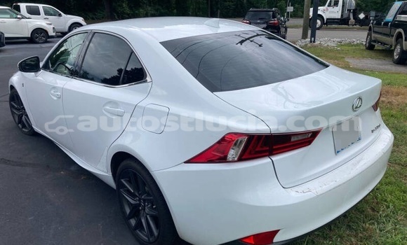 Buy Used Lexus IS 300 White Car in Castries in Castries Buy Used Lexus IS 300 White Car in Castries in Castries