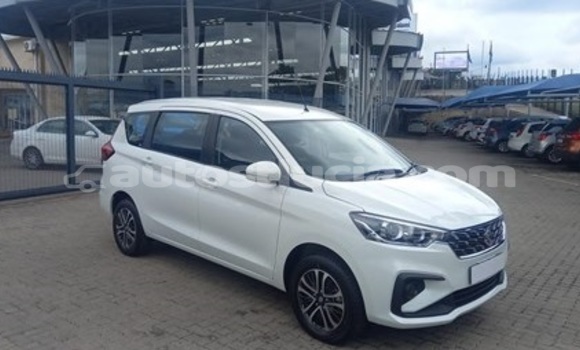 Buy Used Suzuki Ertiga White Car in Castries in Castries Buy Used Suzuki Ertiga White Car in Castries in Castries