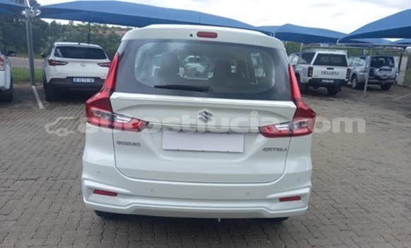 Buy Used Suzuki Ertiga White Car in Castries in Castries Buy Used Suzuki Ertiga White Car in Castries in Castries