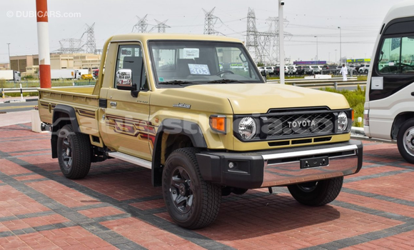 Acheter Neuf Voiture Toyota Land Cruiser Marron à Castries, Castries Acheter Neuf Voiture Toyota Land Cruiser Marron à Castries, Castries