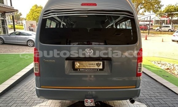 Buy Used Toyota Hiace White Car in Castries in Castries Buy Used Toyota Hiace White Car in Castries in Castries