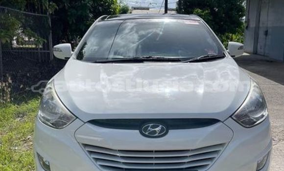 Buy Used Hyundai Tucson Other Car in Anse-la-Raye in Anse-la-Raye
