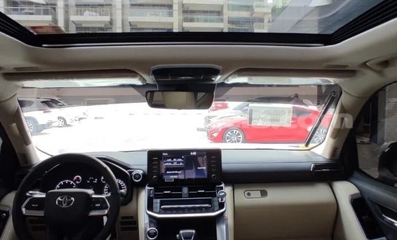 Buy Used Toyota Land Cruiser White Car in Choiseul in Choiseul Buy Used Toyota Land Cruiser White Car in Choiseul in Choiseul