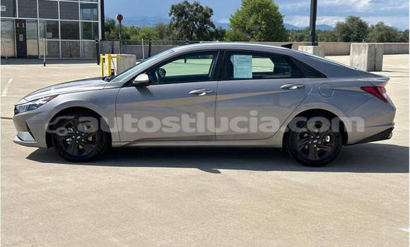 Acheter Occasion Voiture Hyundai Elantra Autre à Castries, Castries Acheter Occasion Voiture Hyundai Elantra Autre à Castries, Castries