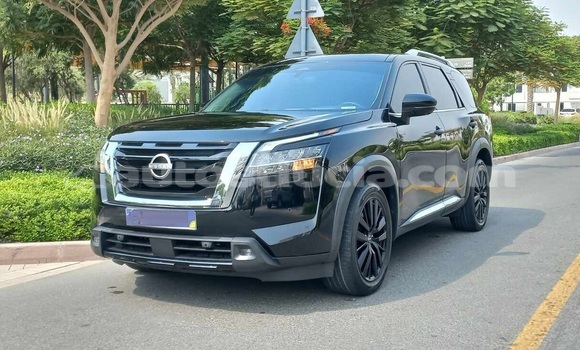 Buy Used Nissan Pathfinder Black Car in Castries in Castries Buy Used Nissan Pathfinder Black Car in Castries in Castries
