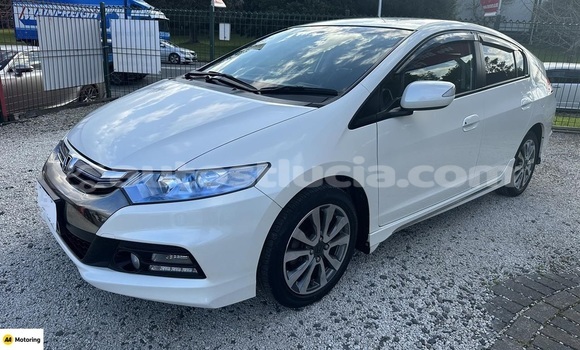 Buy Used Honda Insight White Car in Castries in Castries Buy Used Honda Insight White Car in Castries in Castries