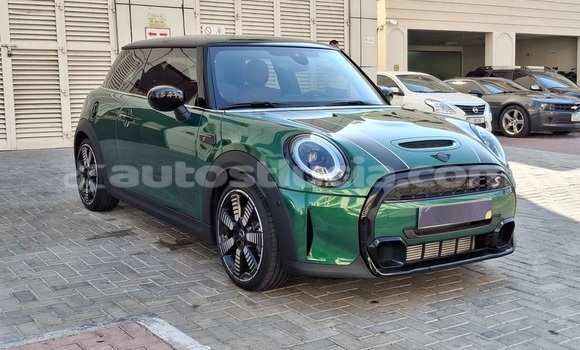 Buy Used Mini Cooper Green Car in Castries in Castries Buy Used Mini Cooper Green Car in Castries in Castries