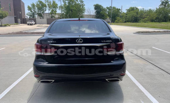 Acheter Occasion Voiture Lexus LS Bleu à Castries, Castries Acheter Occasion Voiture Lexus LS Bleu à Castries, Castries