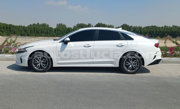 Buy Used Kia K5 White Car in Castries in Castries Buy Used Kia K5 White Car in Castries in Castries