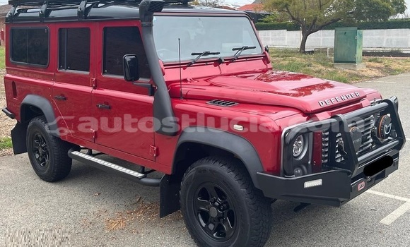Acheter Occasion Voiture Land Rover Defender Rouge à Castries, Castries