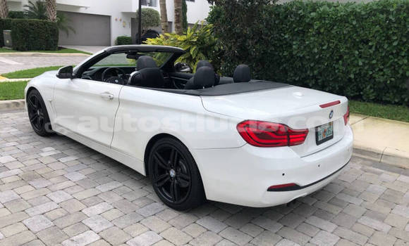 Acheter Occasion Voiture BMW 4-Series Blanc à Castries, Castries Acheter Occasion Voiture BMW 4-Series Blanc à Castries, Castries