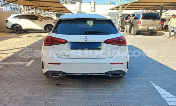 Buy Used Mercedes-Benz A200 White Car in Castries in Castries Buy Used Mercedes-Benz A200 White Car in Castries in Castries