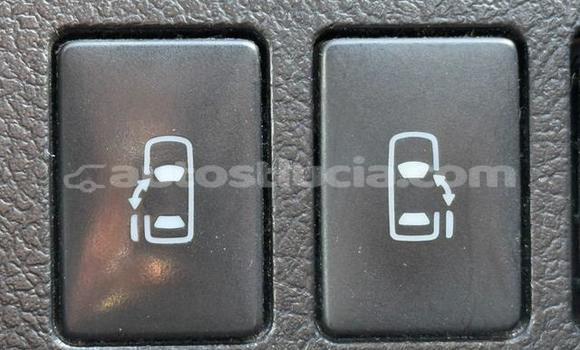 Buy Used Toyota Voxy White Car in Import - Dubai in Anse-la-Raye Buy Used Toyota Voxy White Car in Import - Dubai in Anse-la-Raye