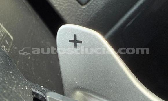 Buy Used Toyota Voxy White Car in Import - Dubai in Anse-la-Raye Buy Used Toyota Voxy White Car in Import - Dubai in Anse-la-Raye